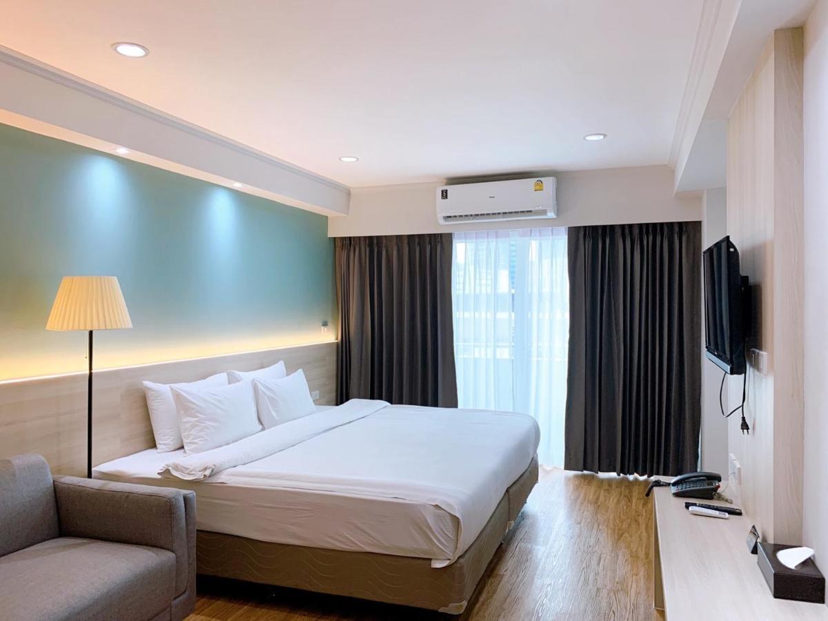 Miloft Sathorn Hotel - Sha Plus Certified Bangkok Luaran gambar