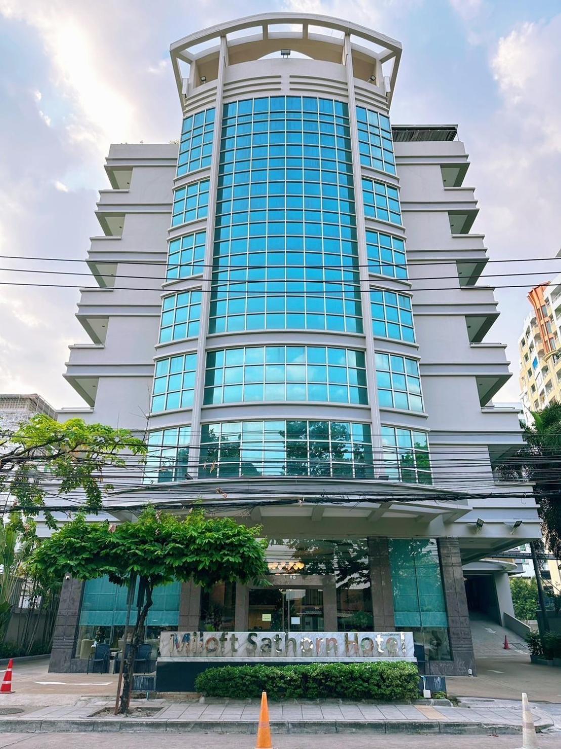 Miloft Sathorn Hotel - Sha Plus Certified Bangkok Luaran gambar The building of the Embassy of the Philippines in Bangkok